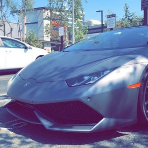 Meet your Posher, Eva